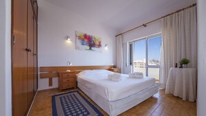 Apartemen, 2 kamar tidur, balkon