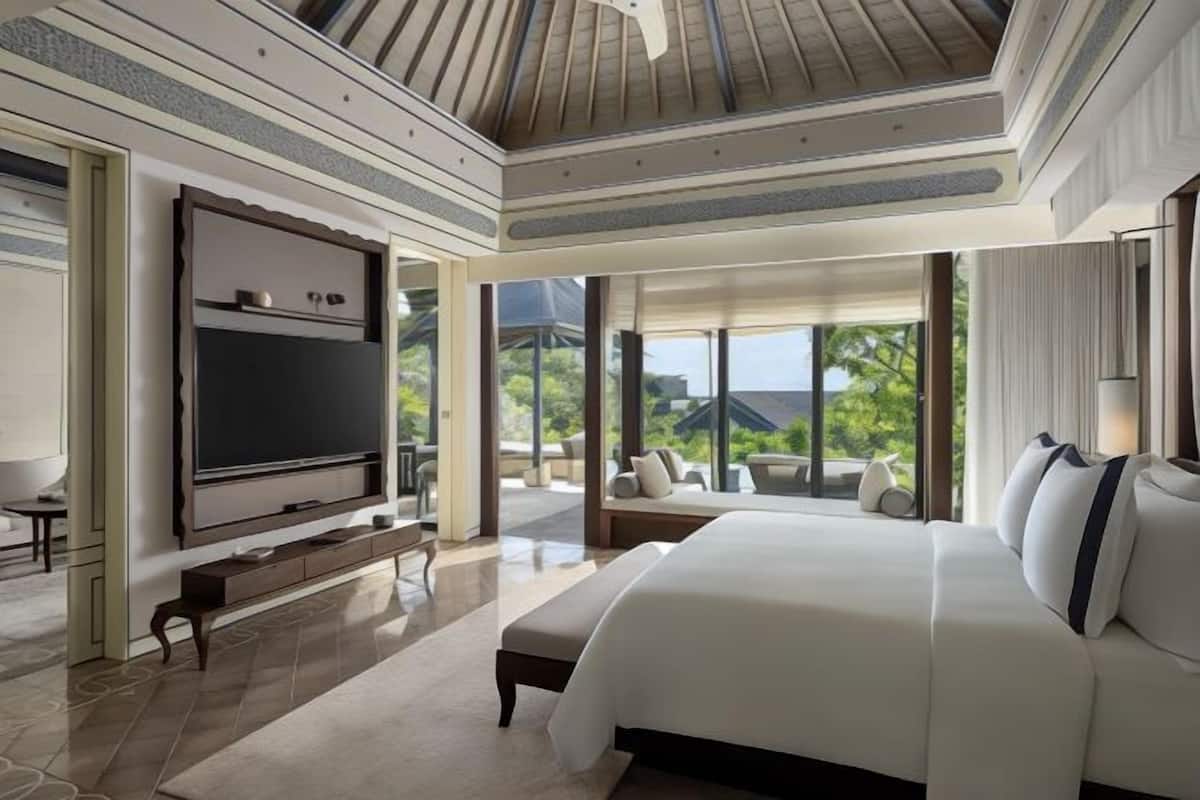 Ropa de cama de alta calidad, colchones viscoelásticos, minibar