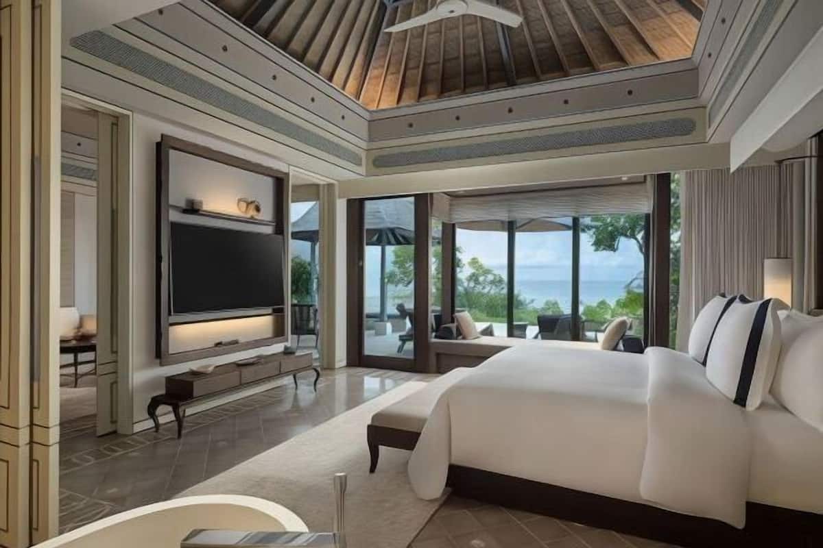 Ropa de cama de alta calidad, colchones viscoelásticos, minibar