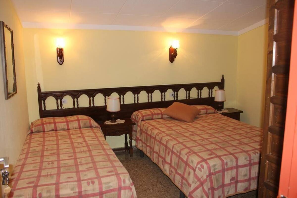 Dreibettzimmer, Gemeinschaftsbad