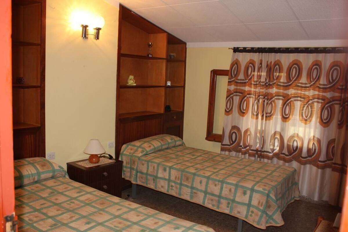 Doppel- oder Zweibettzimmer, Gemeinschaftsbad