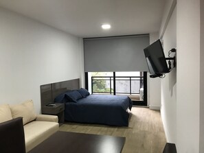 Comfort Studio Suite | Courtyard view