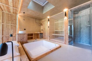 Suite (Relaxing Escape) | Boblebad