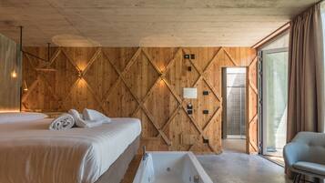 Suite estudio junior (Sweet Dream) | Minibar, decoración individual, mobiliario individual y cortinas opacas