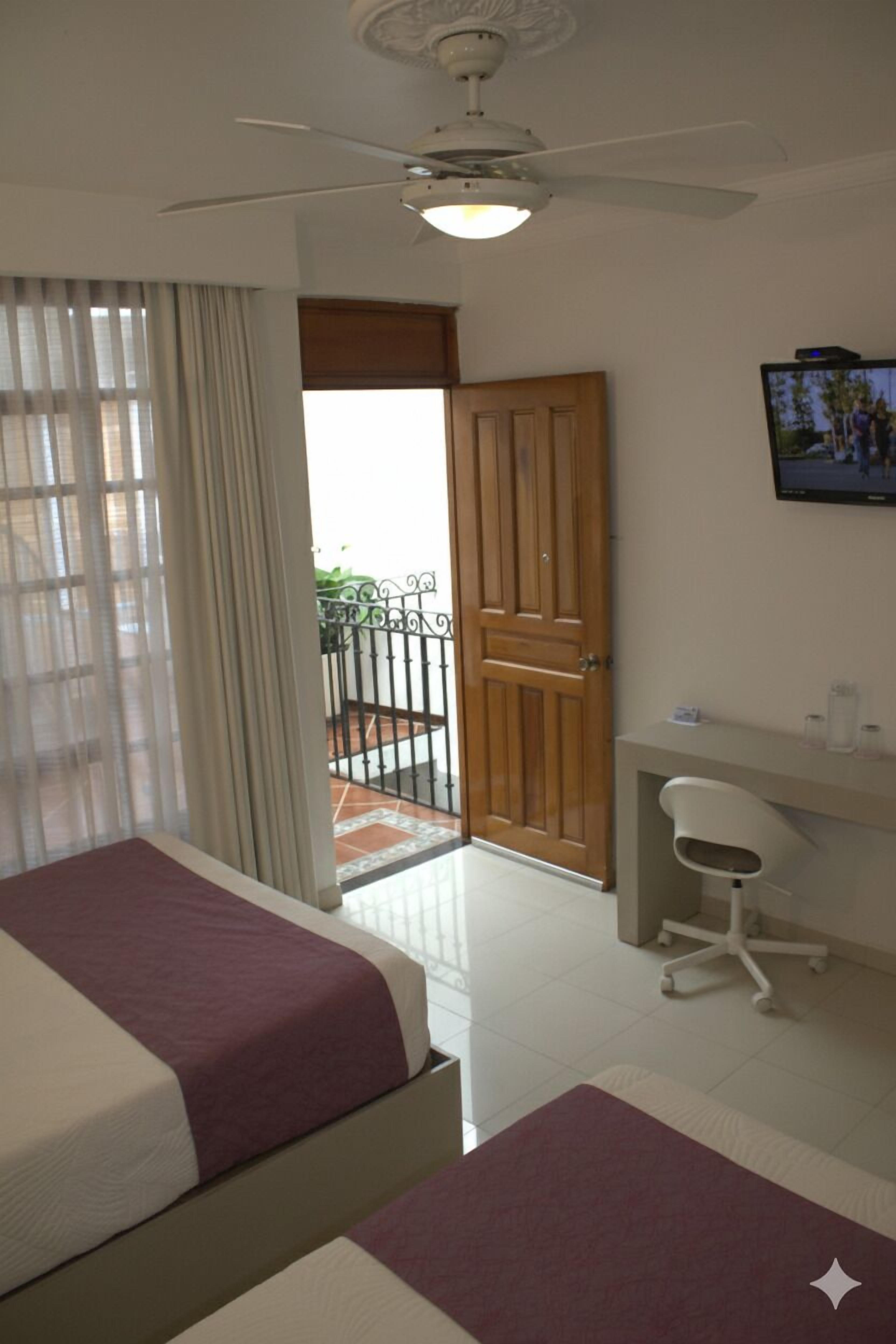 Photo - Hotel Santa Rosa