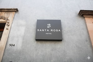 Front of property - Hotel Santa Rosa (Oaxaca)