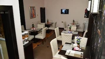 Daily continental breakfast (NGN 2000 per person)