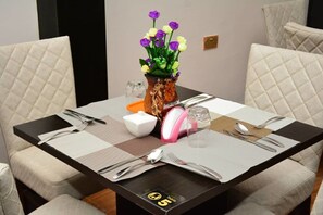 Restaurant - LJ Grand Resort (Asaba)