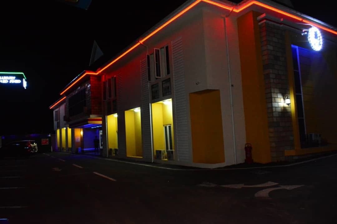Perincian bahagian luar