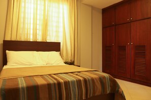 2 Schlafzimmer, Bügeleisen/Bügelbrett, WLAN