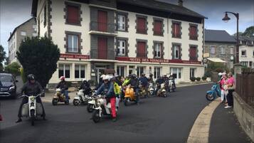 Mặt tiền nơi lưu trú