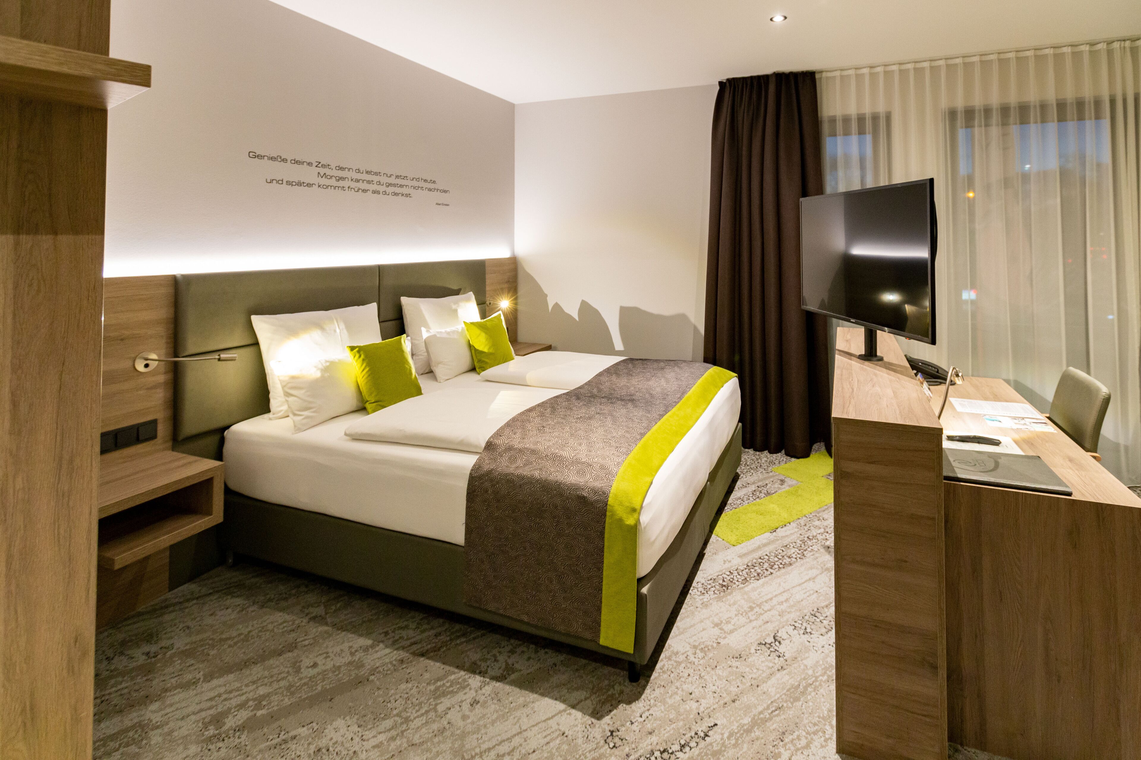 junior suite | 1 bedroom, premium bedding, in-room safe, desk