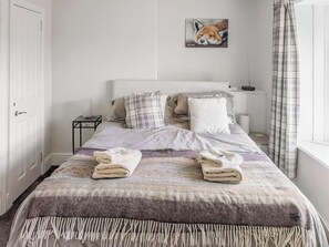 2 bedrooms, free WiFi, bed sheets - 2 bedroom accommodation in Creetown, near Newton Stewart (Creetown, near Newton Stewart)