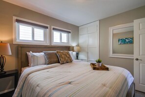 5 dormitorios, tabla de planchar con plancha, Internet y ropa de cama