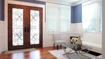 TV, fireplace, table tennis