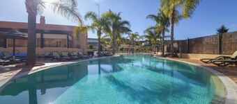 B27 - Luz Bay 2 Bedroom Apartment