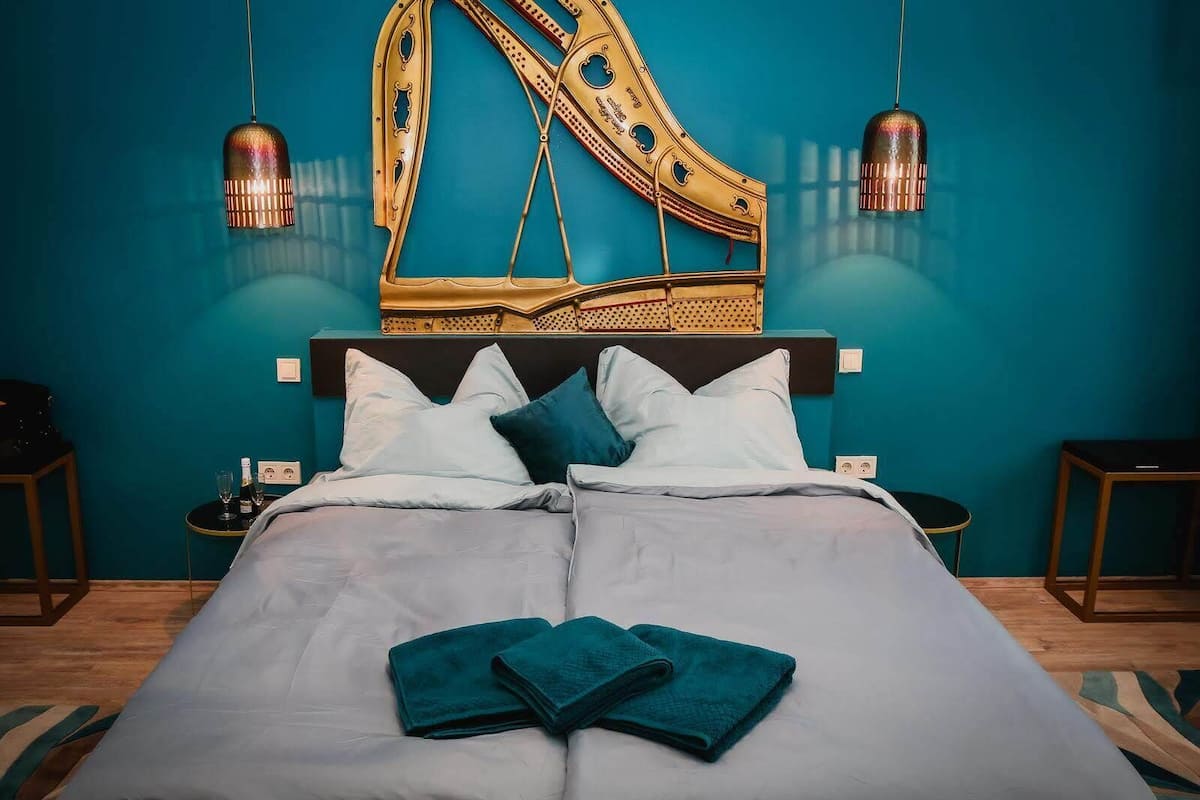 Signature kamer, 1 twee- of 2 eenpersoonsbedden | Verduisterende gordijnen, geluiddichte muren