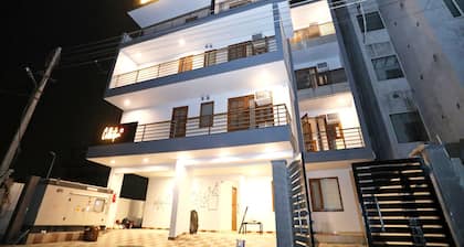 Collection O 37926 Banquet Sector 52