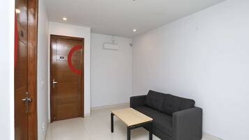 Standard Double Room | Interior