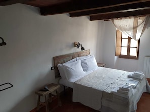 Chambres insonorisées, Wi-Fi gratuit, draps fournis