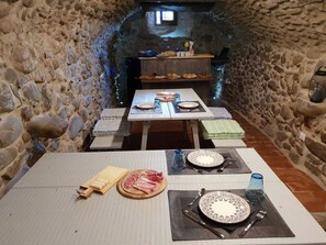 Free daily continental breakfast - Luna & Stelle (Villafranca in Lunigiana)