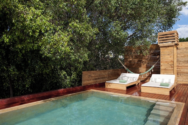 Piscina a l'aire lliure