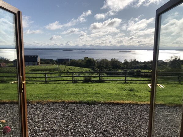 Lake view - Mullach Cottage (Tourmakeady)