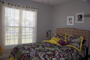 3 chambres, bureau, fer et planche à repasser, Wi-Fi gratuit