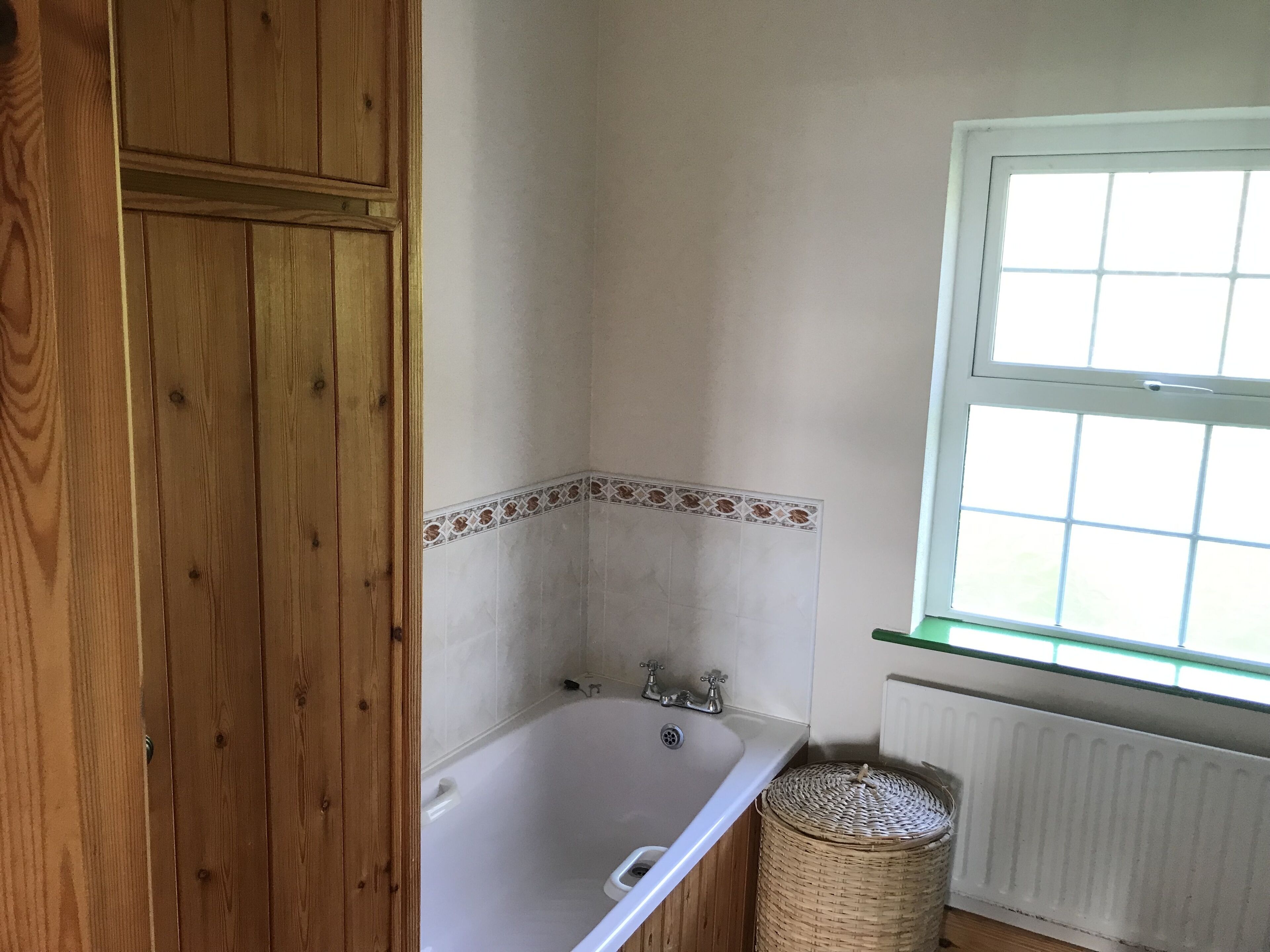 Traditional Cottage | Bathroom | Separate tub and shower, hair dryer, towels