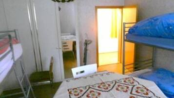 Free WiFi, bed sheets