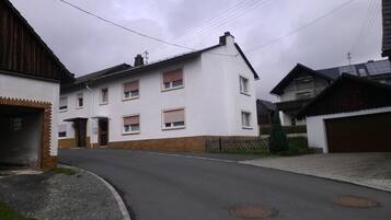 Bagian depan properti