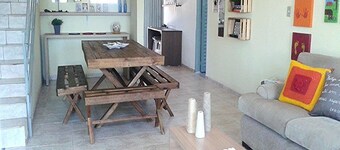 Chale near the best clubs, downtown, restaurants and venue.