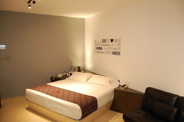Chambre Double Standard | Wi-Fi gratuit, draps fournis