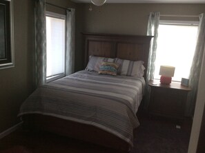 2 bedrooms, free WiFi, bed sheets