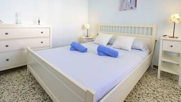 3 slaapkamers, een strijkplank/strijkijzer, gratis internet