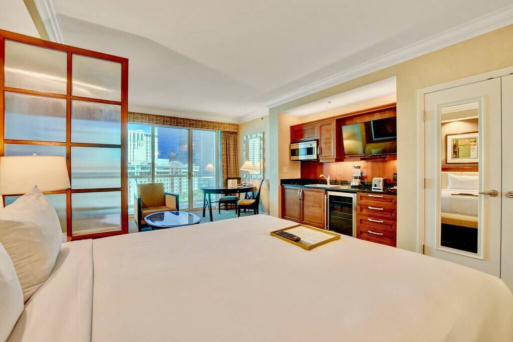 1 bedroom, in-room safe, desk, iron/ironing board