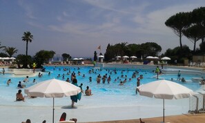 Outdoor pool - APARTMENT CAP ESTEREL AIR CONDITIONING SEA VIEW 4 people (Cap Estérel)