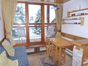 Living area - 20m from ski slopes, 1st floor, tv, 30m², Les Arcs (Les Arcs)