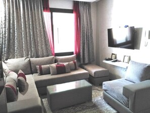 TV - beautiful holiday apartment in Marrakech (Marrakech)