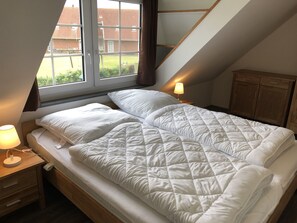 3 Schlafzimmer, Bügeleisen/Bügelbrett, WLAN, Bettwäsche