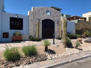 Exterior detail - Pleasant 2 Bed 2 bath, Close to community Pool and Wine bar in Founder area (Loreto)