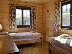 3 chambres, accès au Wi-Fi (inclus), literie fournie