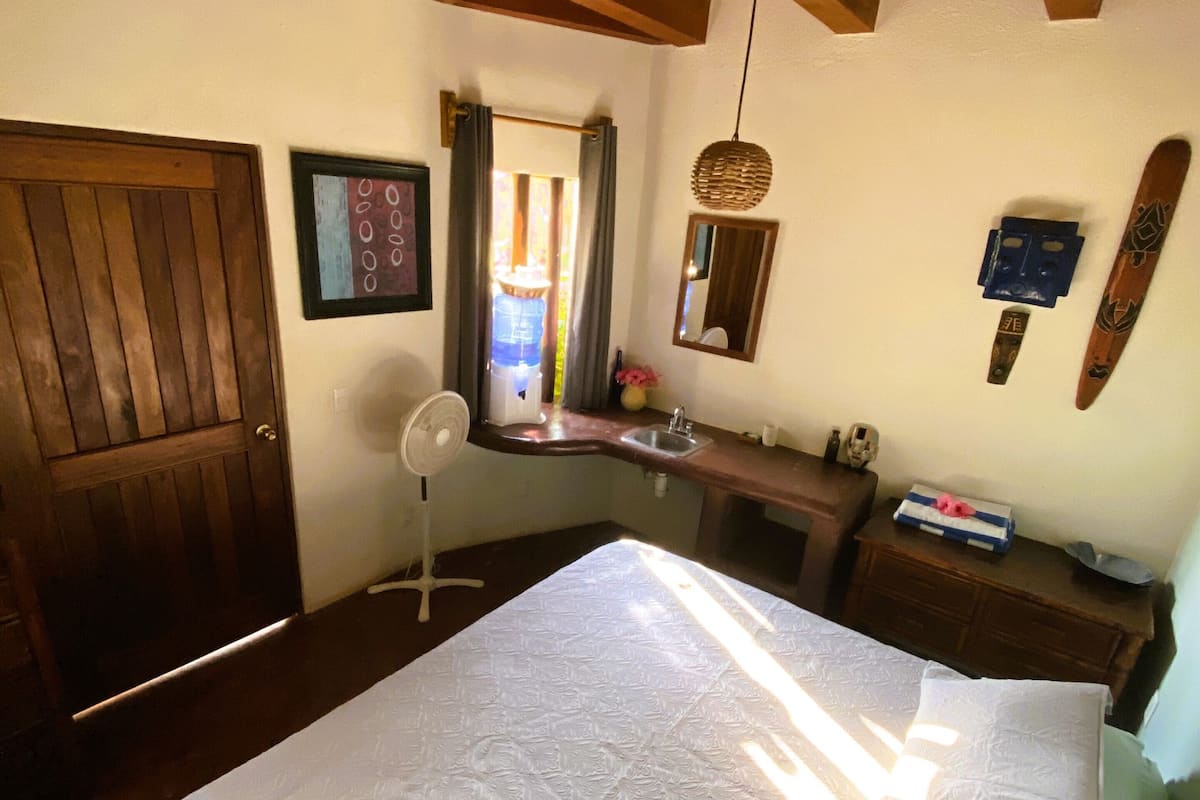 Comfort Double Room | Individually decorated, individually furnished, free WiFi, bed sheets