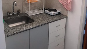 Căn hộ, 1 phòng ngủ | Bếp riêng | Dụng cụ pha cà phê/trà, tủ lạnh, lò vi sóng, bếp nấu 