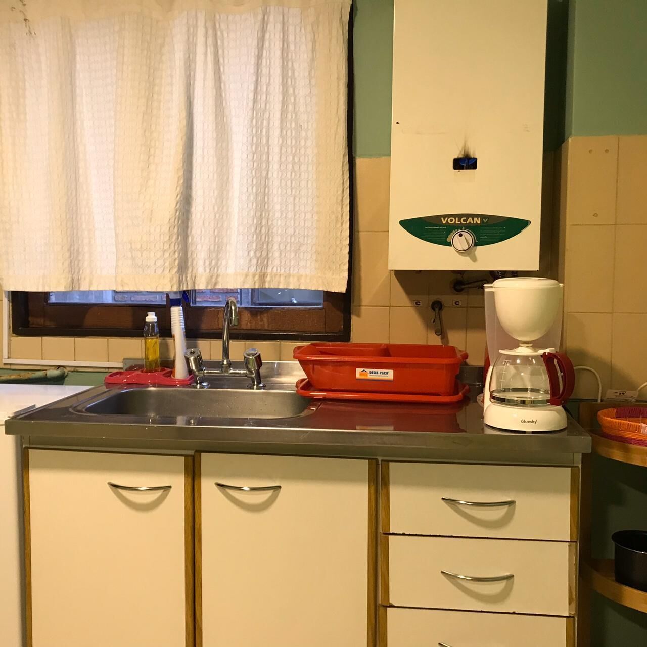Apartment, 1 Bedroom | Private kitchen | Fridge, stovetop, coffee/tea maker, toaster