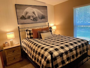 3 chambres, fer et planche à repasser, Wi-Fi gratuit, draps fournis