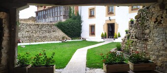 House: Valdivia's portal