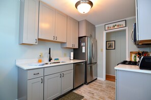 Fridge, microwave, oven, dishwasher - STEPS TO THE SEA AND SAND IN DEWEY BEACH (Dewey Beach)