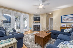 Fernseher, DVD-Player