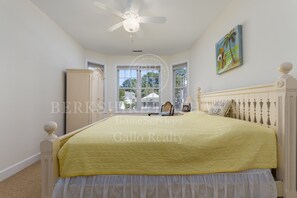 4 bedrooms, free WiFi